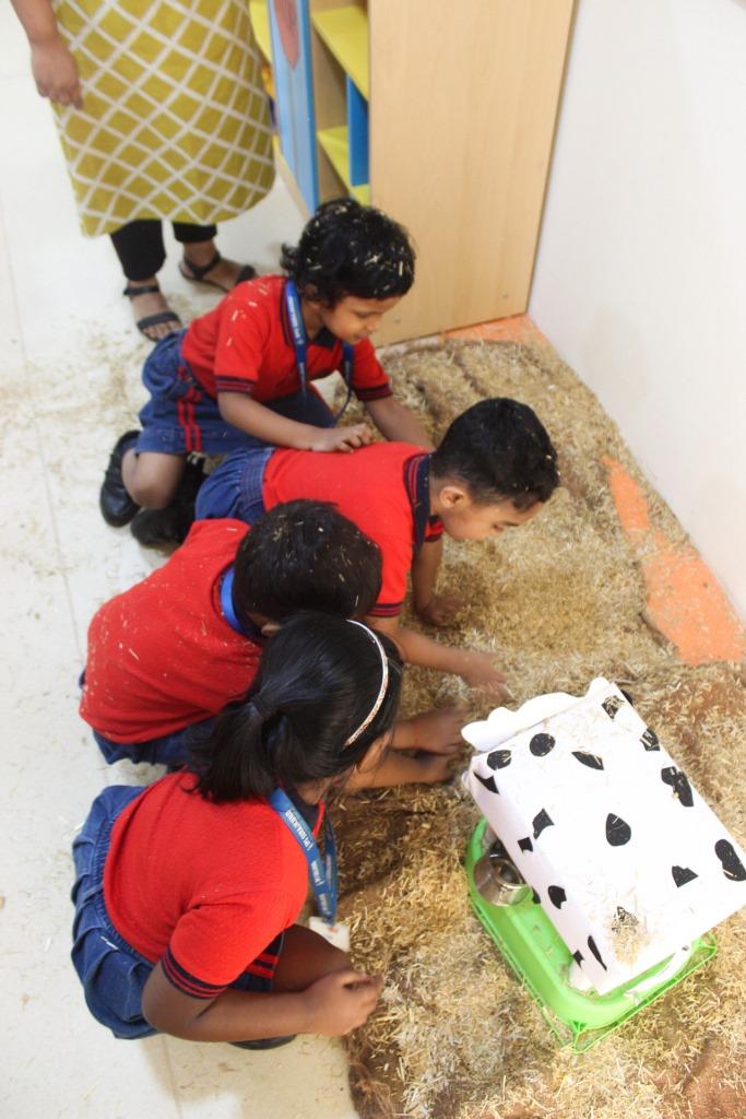 DEER, COW AND GOAT MAKING WITH WASTE MATERIAL (1)