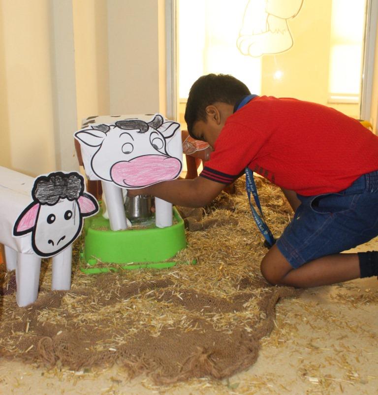 DEER, COW AND GOAT MAKING WITH WASTE MATERIAL (17)